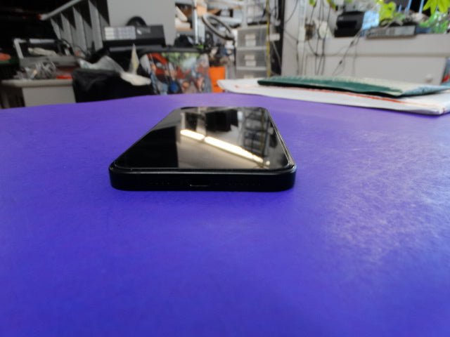 iPhone 15 Plus – 128GB Black | Unlocked | 100% Battery Health (A2847) - WeBuyElectronic