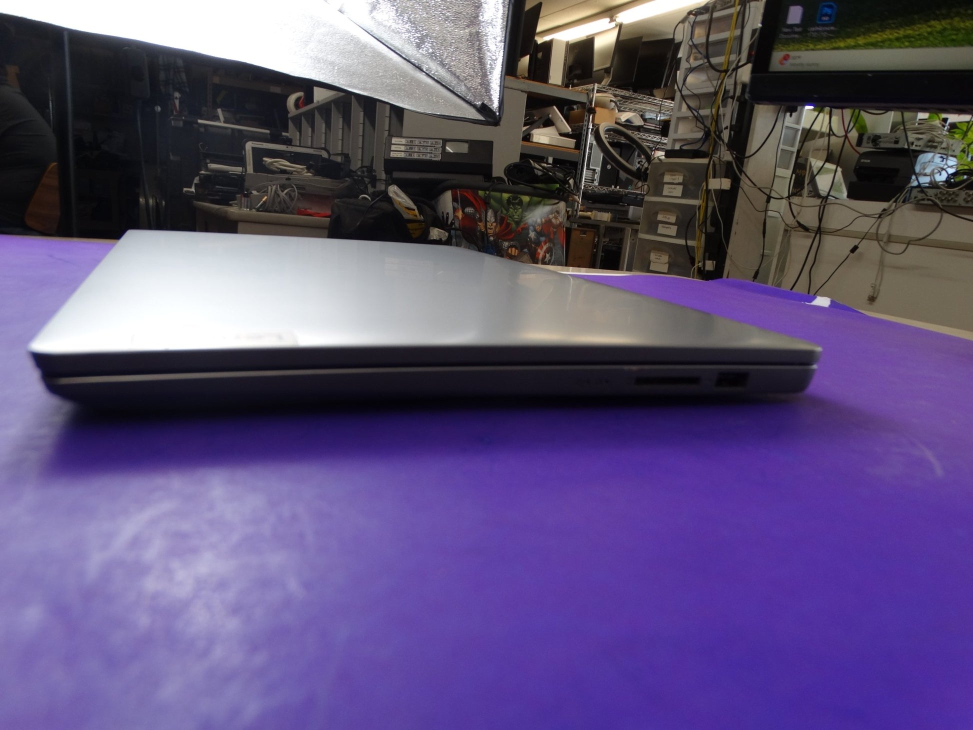 Lenovo IdeaPad 1 – AMD Athlon Silver 3050U | 8GB RAM | 128GB SSD | 100% Battery, 6 Cycles - WeBuyElectronic