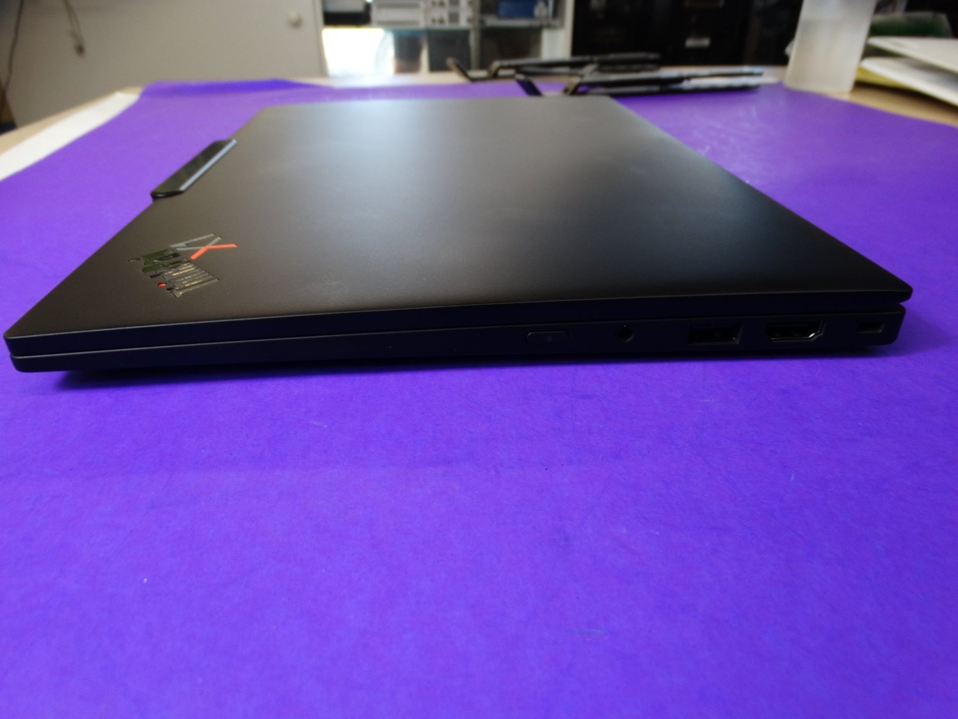 Lenovo ThinkPad X1 Carbon 12th Gen Laptop – 16GB Memory, 512GB SSD, Core Ultra 7, 14” WUXGA, Warranty Included - WeBuyElectronic
