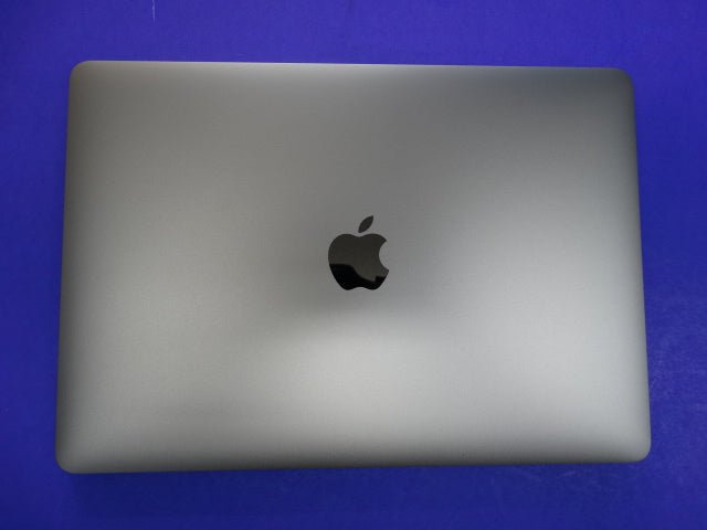 MacBook Air M2 A2338 – 24GB RAM | 1TB SSD | 100% Battery | macOS 26.0.1 - WeBuyElectronic