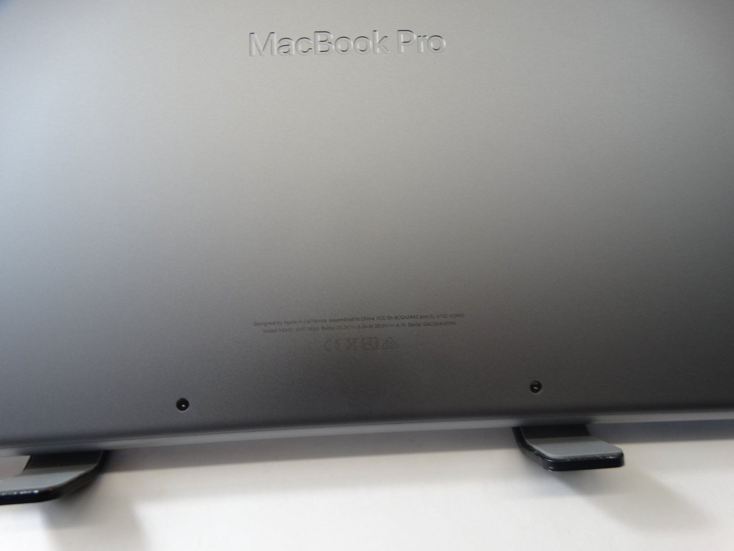 MacBook Pro A2442 – 14-inch Retina Display, M1 Pro 10-Core CPU, 16-Core GPU, 16GB/512GB, Battery Cycle 9 - WeBuyElectronic