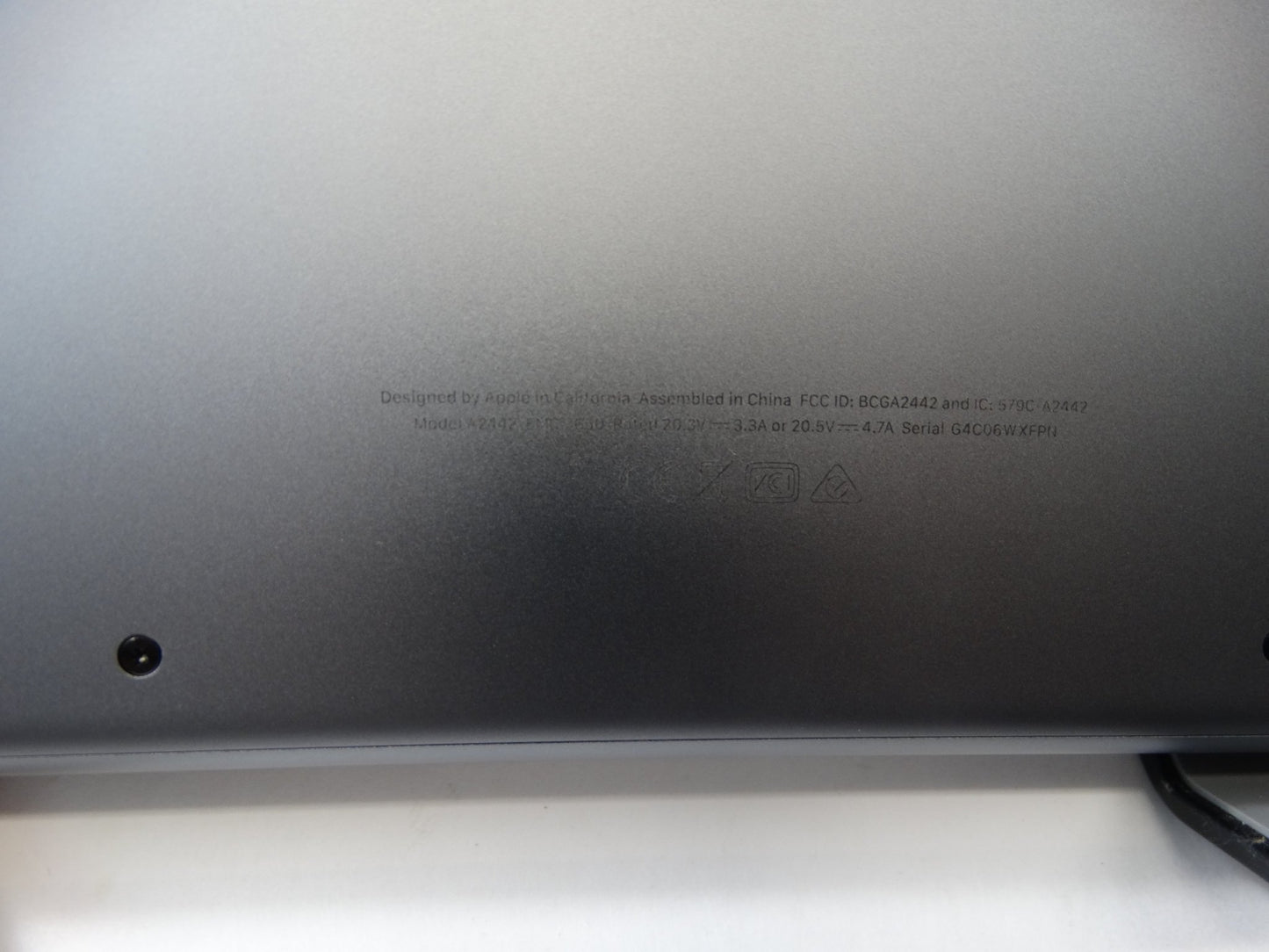 MacBook Pro A2442 – 14-inch Retina Display, M1 Pro 10-Core CPU, 16-Core GPU, 16GB/512GB, Battery Cycle 9 - WeBuyElectronic