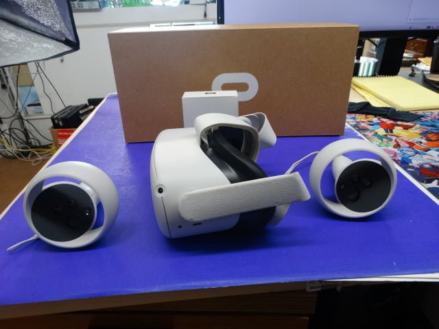 Meta Quest 2 VR Headset 128GB – All - in - One Virtual Reality System - WeBuyElectronic