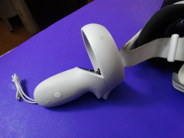 Meta Quest 2 VR Headset – All - In - One Virtual Reality System - WeBuyElectronic