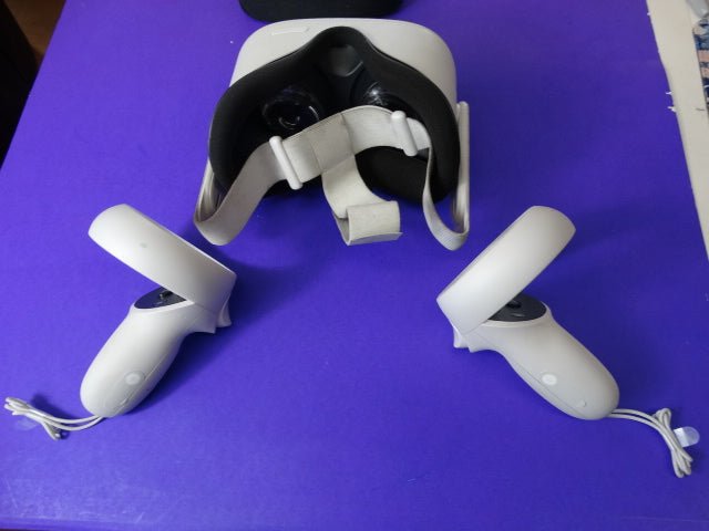 Meta Quest 2 VR Headset – All - In - One Virtual Reality System - WeBuyElectronic