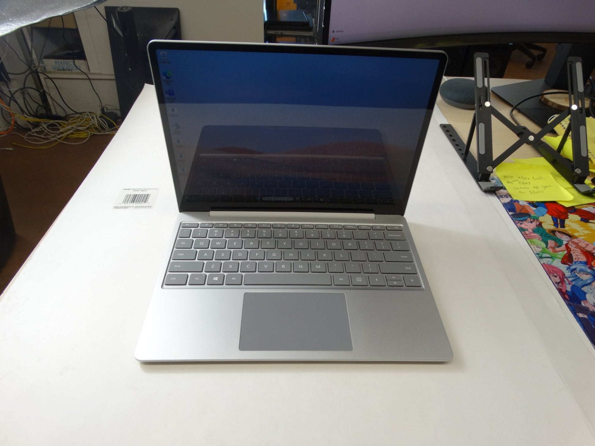 Microsoft Surface Laptop – Intel i5-1035G1, 4GB RAM, 60GB SSD, Windows 11 Pro, 12.3” Touch - WeBuyElectronic