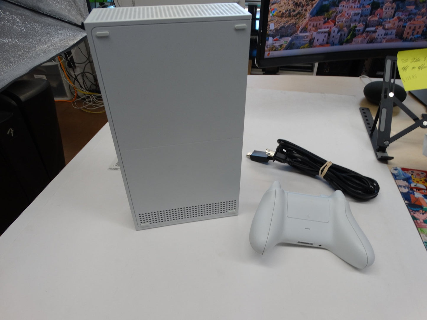 Microsoft Xbox Series S 512GB Digital Console – White | Next-Gen Gaming - WeBuyElectronic