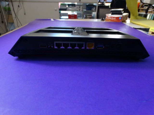 NETGEAR Nighthawk X6S AC4000 Tri - Band WiFi Router, model R8000P - WeBuyElectronic