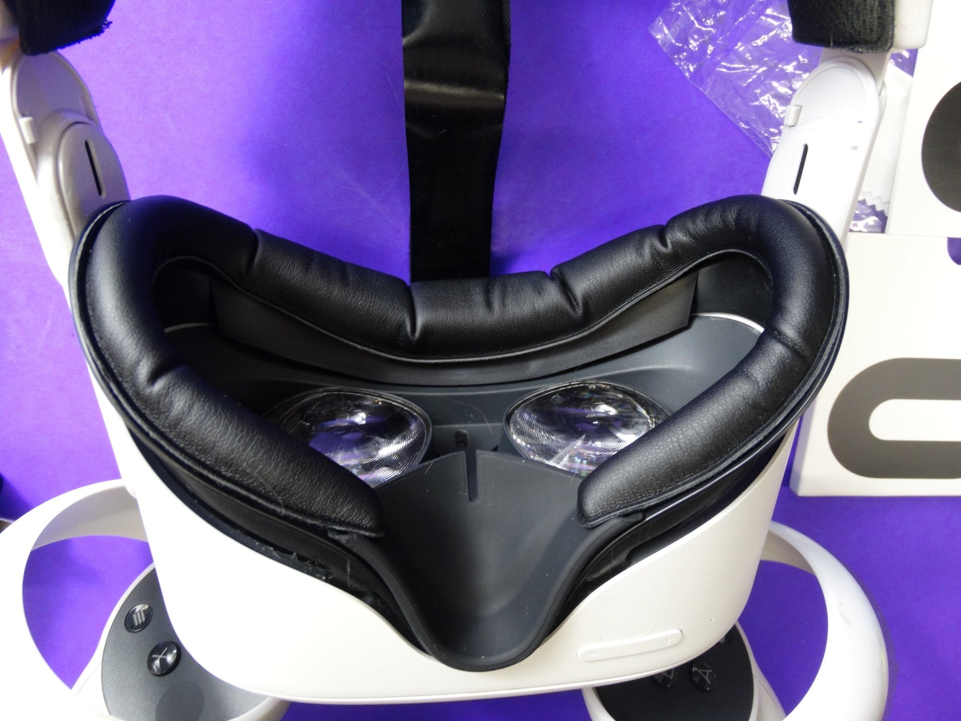 Oculus Quest 2 (Meta Quest 2) 256GB VR Headset with Extended Battery – All-in-One Virtual Reality - WeBuyElectronic