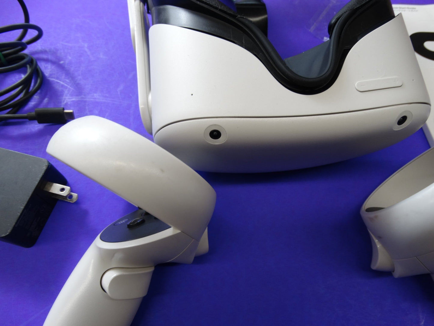 Oculus Quest 2 (Meta Quest 2) 256GB VR Headset with Extended Battery – All-in-One Virtual Reality - WeBuyElectronic