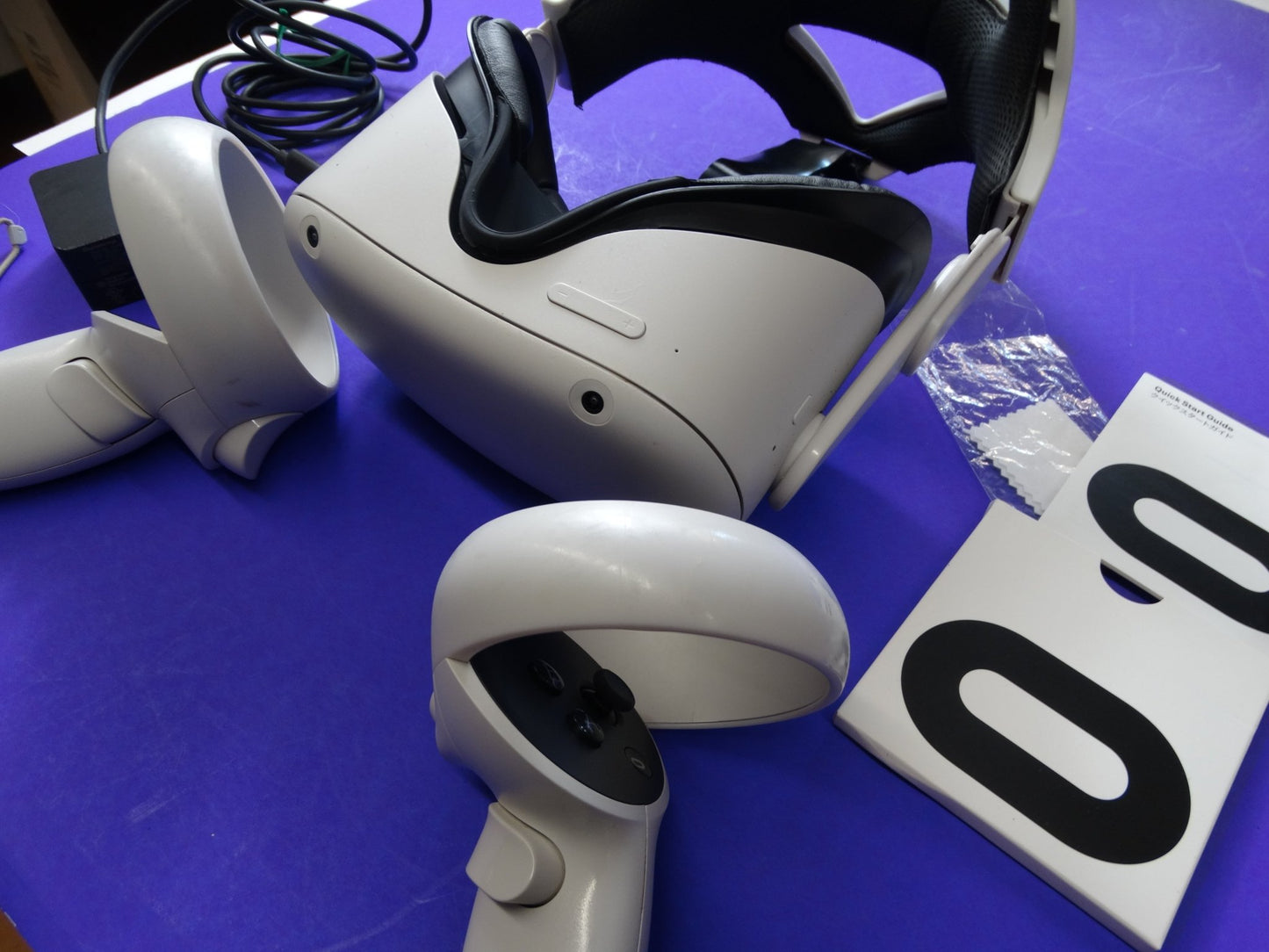 Oculus Quest 2 (Meta Quest 2) 256GB VR Headset with Extended Battery – All-in-One Virtual Reality - WeBuyElectronic