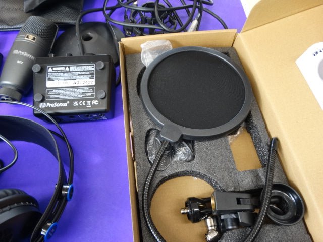 PreSonus AudioBox Studio Bundle - WeBuyElectronic