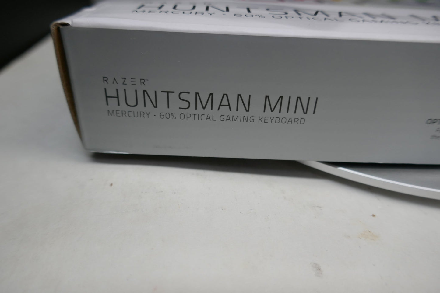 Razer Huntsman Mini Optical Gaming Keyboard (Mercury White) 60% – Clicky Purple Switches - WeBuyElectronic