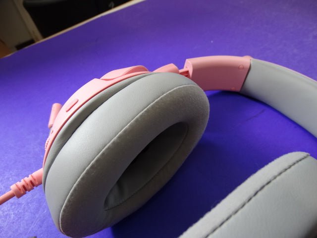 Razer Kraken Kitty - Style RGB Headset – Quartz Pink USB Gaming Headset - WeBuyElectronic