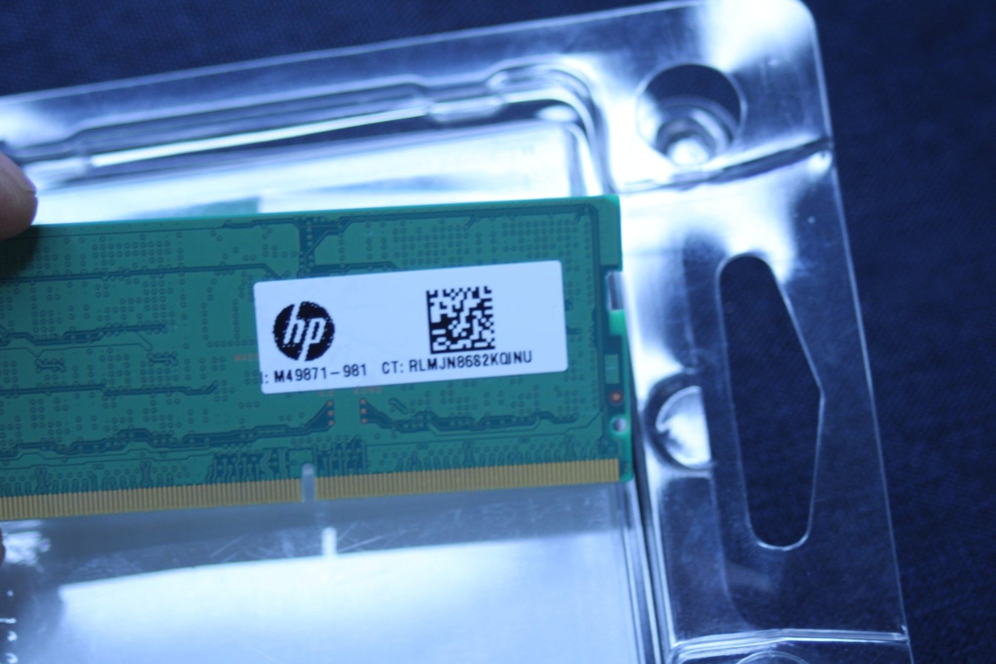 Samsung 16GB DDR5-4800 SODIMM Laptop RAM – PC5-38400 1Rx8 M425R2GA3BB0-CQK - WeBuyElectronic