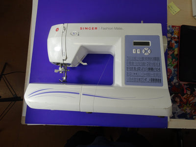 Singer Fashion Mate 7256 Computerized Sewing Machine – 70 Built-In Stitches & Automatic Needle Threader - WeBuyElectronic