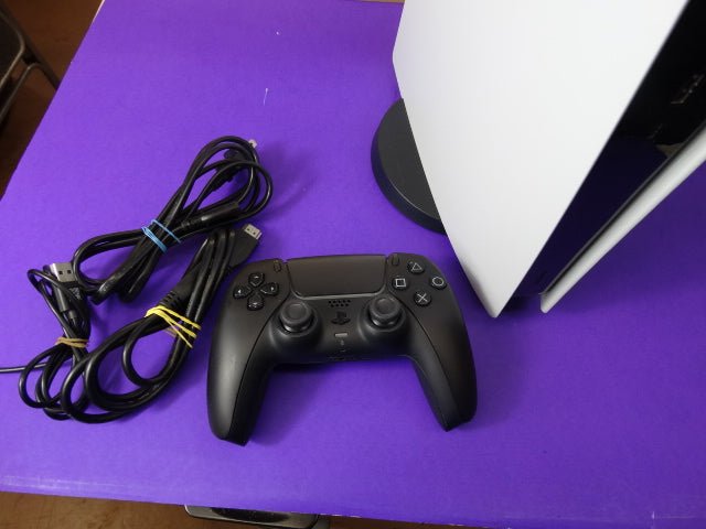 Sony PlayStation 5 Digital Edition Console + Wireless PS5 Controller & Cables - WeBuyElectronic