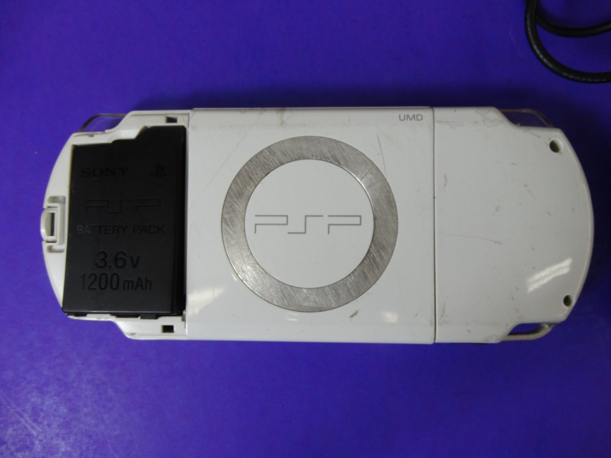 Sony PSP-2000 White – PlayStation Portable Slim & Lite – Tested & Working - WeBuyElectronic