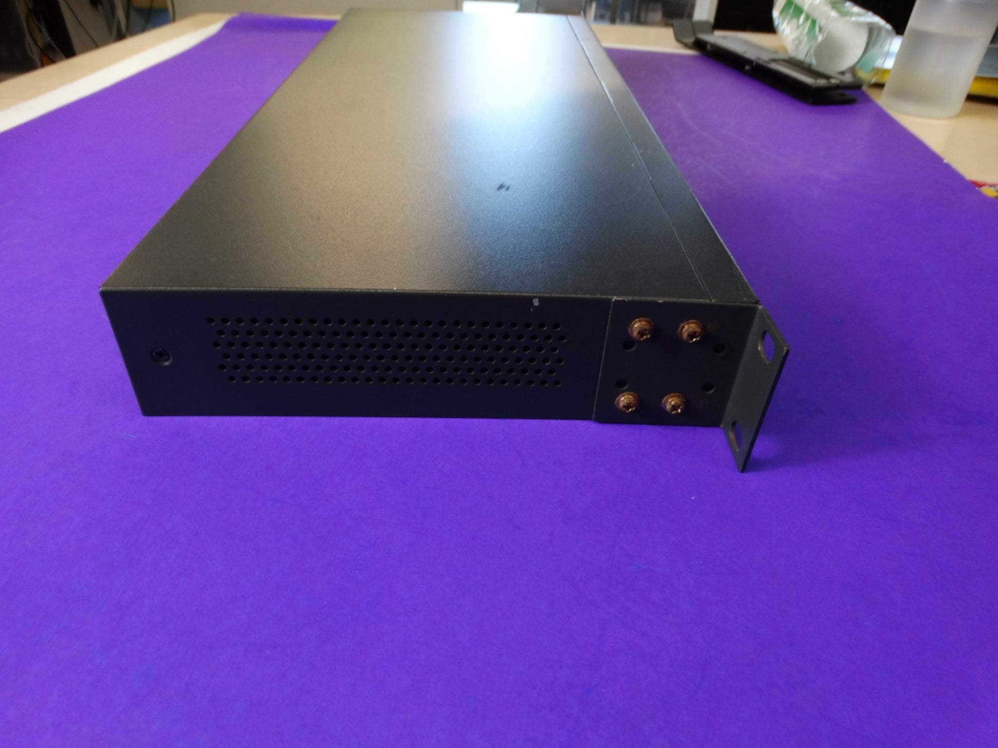 TP-Link TL-SF1024 24-Port 10/100Mbps Fast Ethernet Switch – Rackmount, Plug & Play - WeBuyElectronic