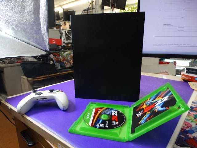 Xbox One X 1TB Console Bundle – White Wireless Controller + WWE 2K22 - WeBuyElectronic